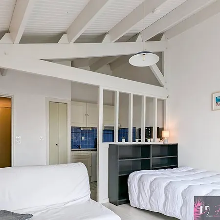Confortable A Avec Balcon - Fr-1-825-68 *